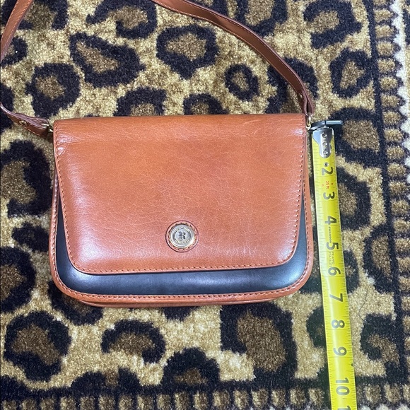 Brown and Black Old Money Leather Crossbody Bag - Picture 7 of 8